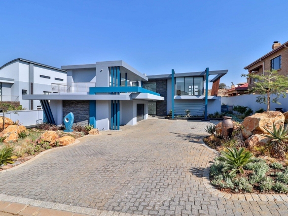 4 BEDROOM HOUSE FOR SALE IN MEYERSDAL NATURE ESTATE