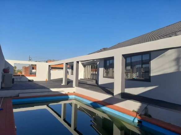 Ultra modern & gorgeous 4 bedroom house up for grabs