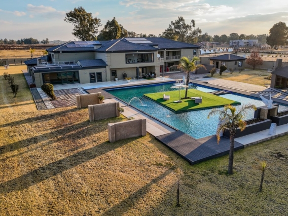 Luxury eco estate mansion