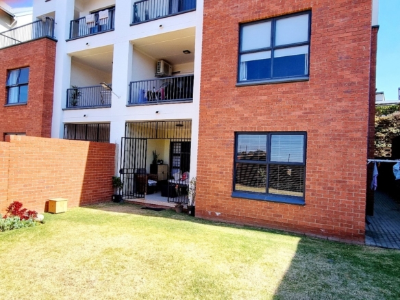 MOVE IN READY, including all appliances