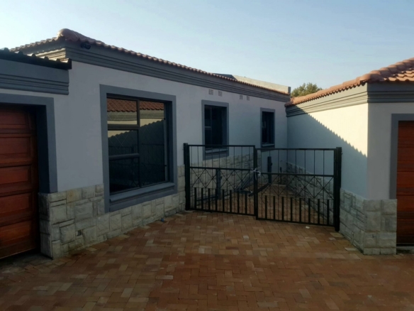 Stunningly Renovated, Ready for Your First Christmas!