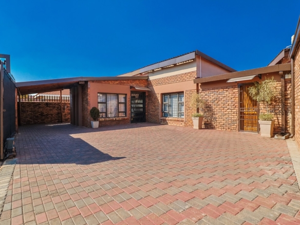 Charming, Low-Maintenance Family Home