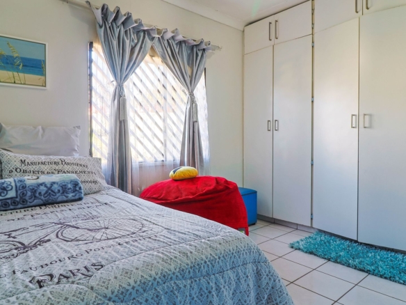 Spacious Family Home with Pool, Covered Braai, and Private Guest Suite